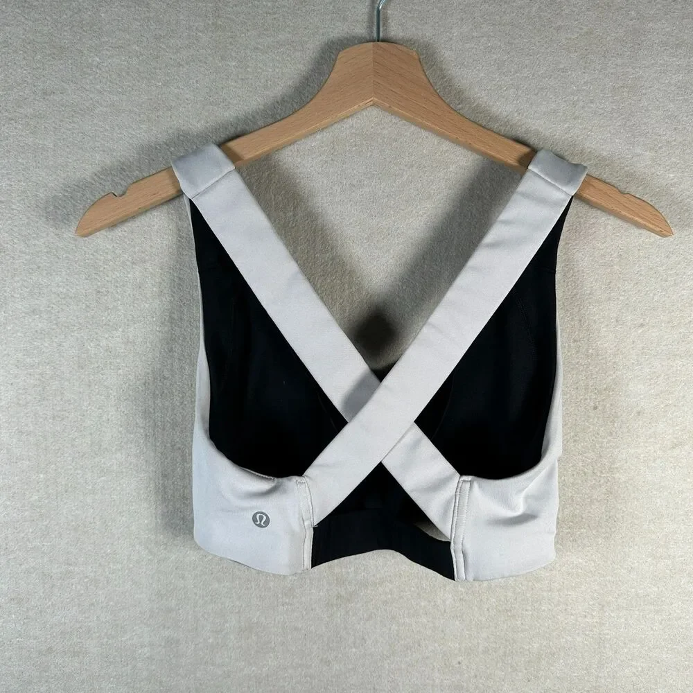 Lululemon Colorblock Sports Bra Women XS Criss Cross Yoga Gym Athleisure Fitness